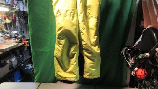 Used Youth Crivit Snow Pants w/ Suspenders Size 2-4 Black imperfections back of
