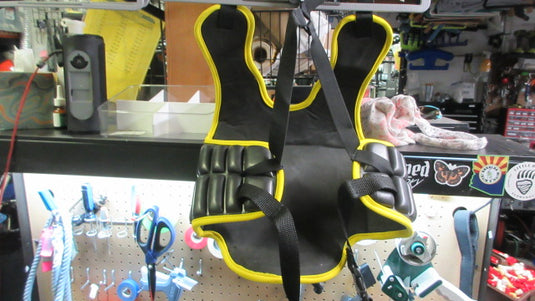 Used Victory Martial Arts Chest Protector - Youth