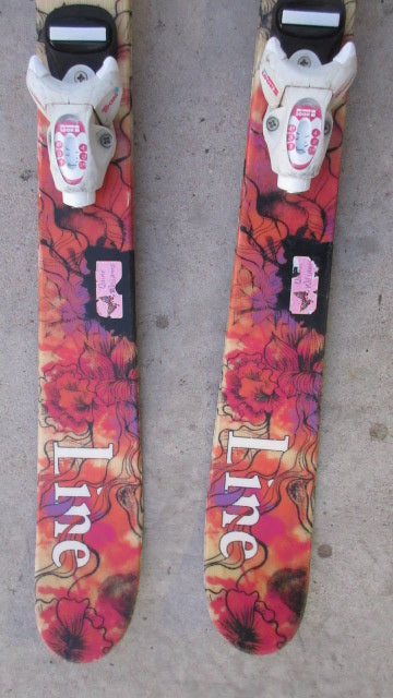 Load image into Gallery viewer, Used Line 311  Snow Angel Celebrity Downhill Skis 113cm
