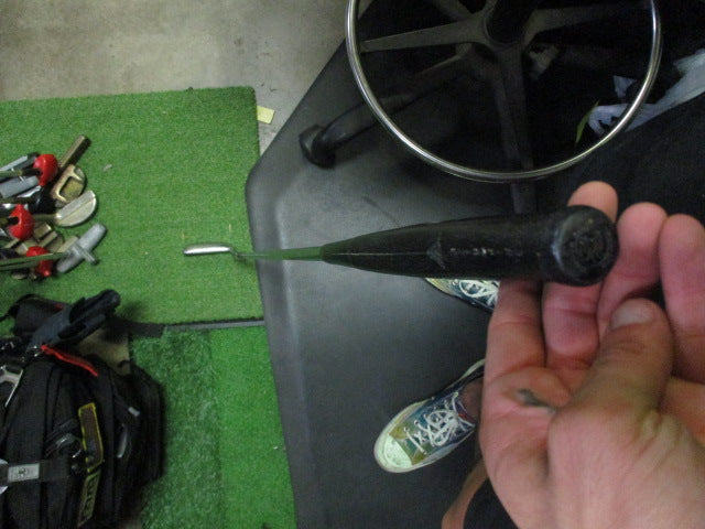 Load image into Gallery viewer, Vintage PGA Model 101 Right Hand Offset Head Putter
