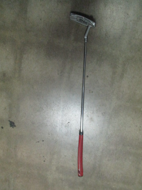Load image into Gallery viewer, Used Ping Moxie Anser 30&quot; Jr. Putter
