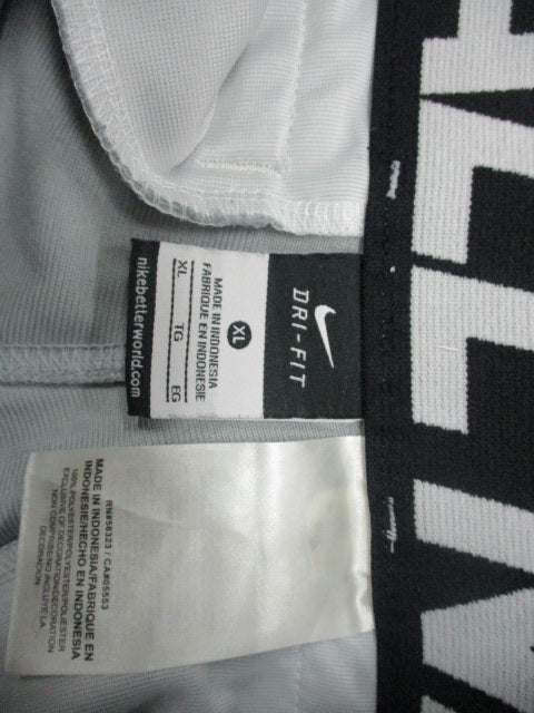 Load image into Gallery viewer, Used Nike Open Bottom Youth XL Baseball Pant
