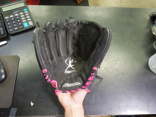 Used Mizuno Finch 11.5