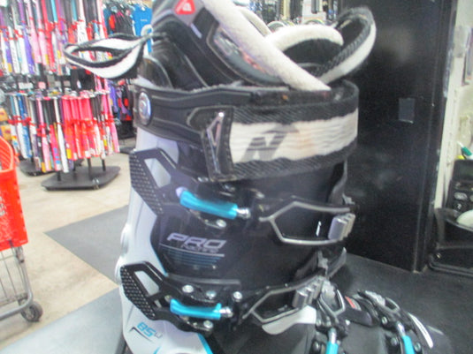 Used Nordica Pro Machine 85W Ski Boots Size 25-25.5 (7-7.5)