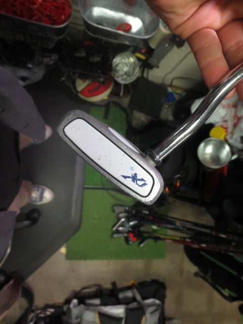 Load image into Gallery viewer, Used Odyssey White Hot 2 Ball J Right Hand Jr Putter 21"

