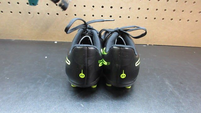 Load image into Gallery viewer, Used Nike Tiempo Legend 10 Soccer Cleats - Size Youth 2.5
