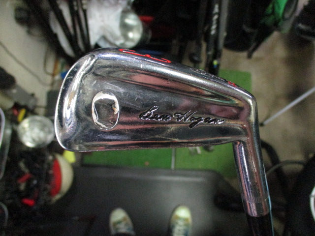 Load image into Gallery viewer, Vintage Ben Hogan APEX II White Cameo 8pc RH Blade Iron Set Equilizer and 3-9i
