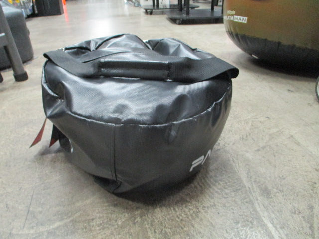 Load image into Gallery viewer, Partage Golf Smash Bag
