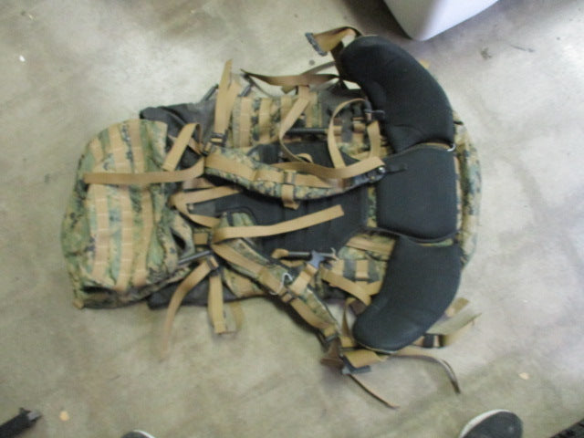 Load image into Gallery viewer, Used Arc'teryx Large Camo Tactical Backpack
