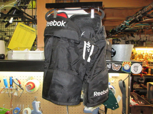 Used Reebok 14k Hockey Breezers - Size Medium