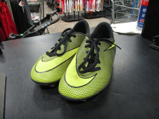 Used Nike Bravata Size 12C Youth Outdoor Cleats