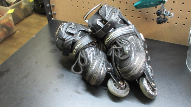 Load image into Gallery viewer, Used Kaqinu ABEC-7 Youth Small Adjustable Roller Skates
