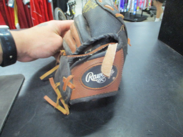 Load image into Gallery viewer, Used Rawlings Players Series 9.5" Glove - RHT
