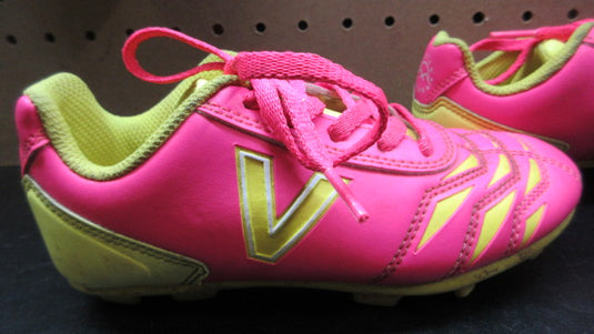 Used Victor Soccer Cleats - Size Youth 1