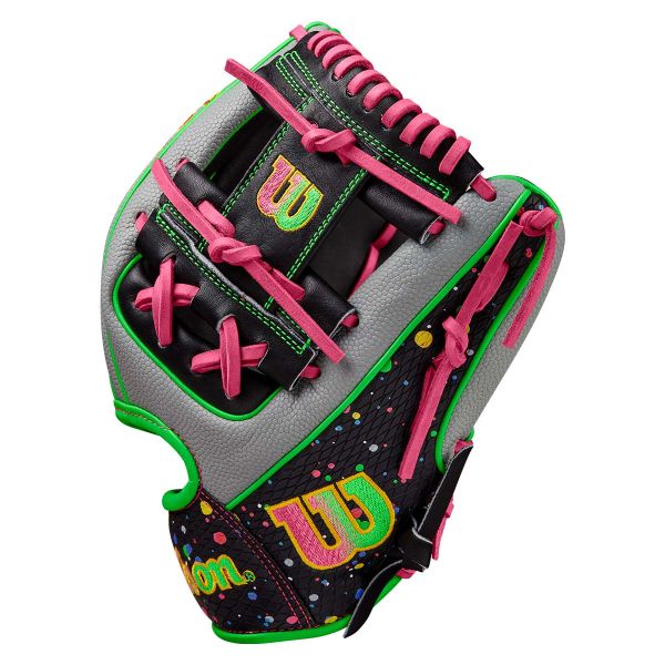 Load image into Gallery viewer, New Wilson Winter 2024 A2000 1786SS 11.5&quot; Infield Glove - RHT
