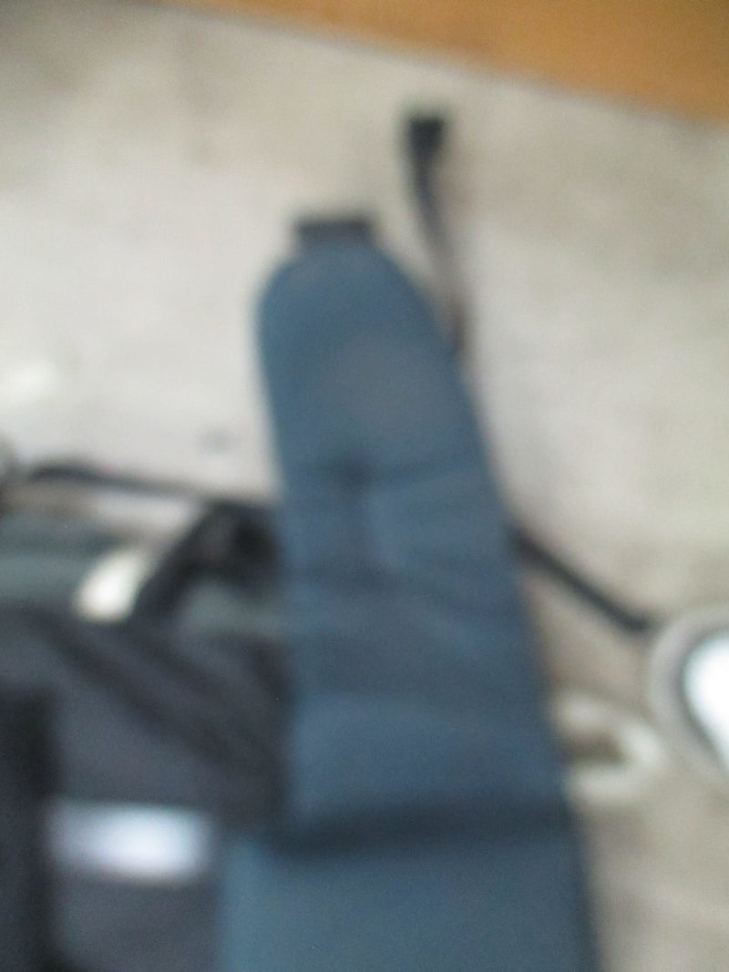 Load image into Gallery viewer, Used Kelty Redcloud 5600 Hiking Backpack Internal Frame
