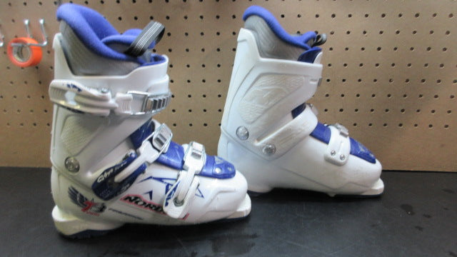 Load image into Gallery viewer, Used Nordica Firearrow Team 3 Girls's Ski Boots
