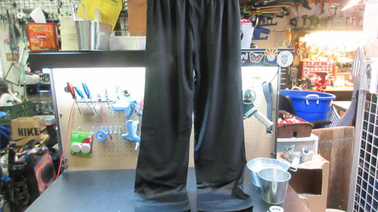 Under Armour Windbreaker Sweat Pants - Size Medium
