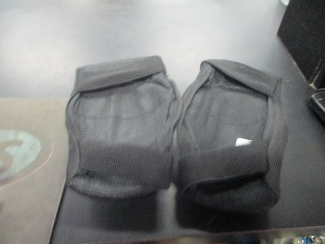 Load image into Gallery viewer, Used Mongoose Adult Skating Elbow Pads
