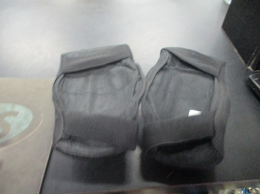 Used Mongoose Adult Skating Elbow Pads