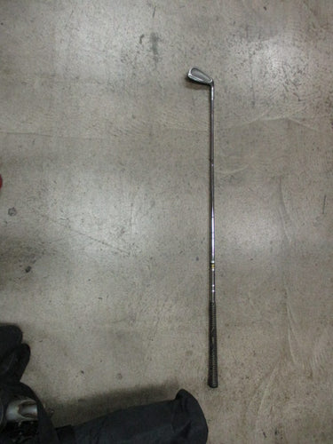 Used Lynx Predator Gold 7 Iron- RH