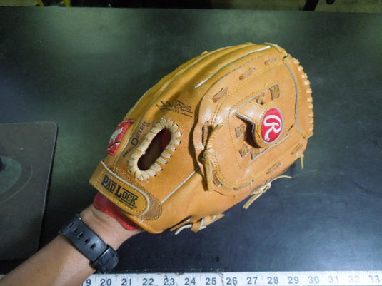 Used Rawlings Super Size RMG134T RHT 13.5" Outfield Glove