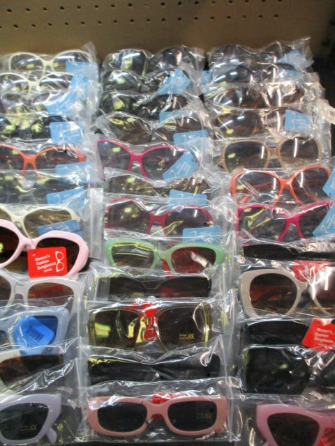 New Assorted Women's Trendy Sunglasses