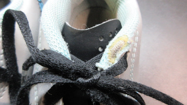 Load image into Gallery viewer, Used Adidas Messi Indoor Soccer Shoes - Size 12k
