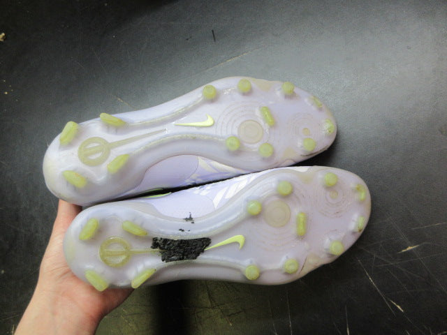Load image into Gallery viewer, Used Nike Tiempo Legend 10 Elite FG Indoor Soccer Shoes - Size 5.5
