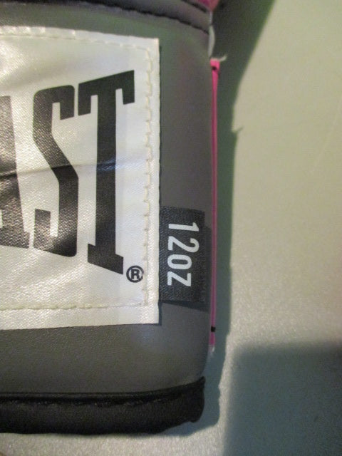 Used Everlast Ever Fresh 12OZ Boxing Gloves