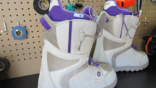 Used Burton Mint Imprint 1 Snowboard Boots - Size 8.5