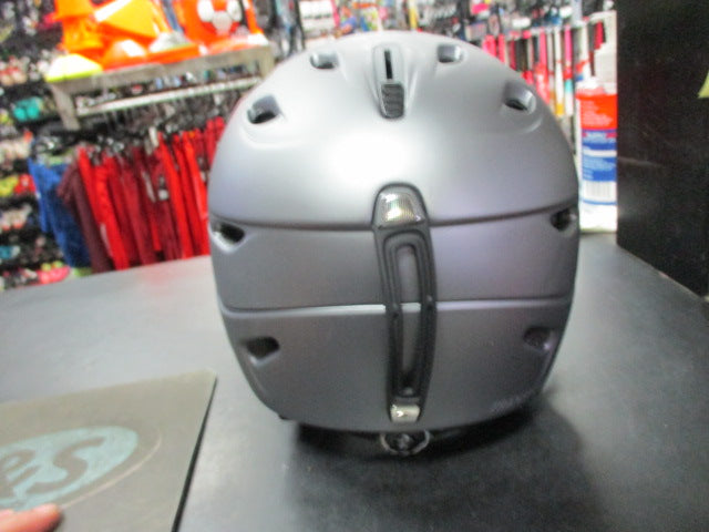 Load image into Gallery viewer, Used Smith Transport Boa Size Medium Ski  Helmet
