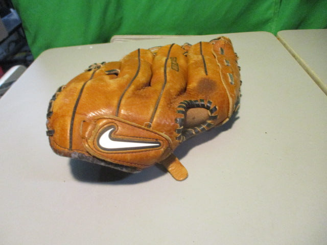Load image into Gallery viewer, Used Nike Diamond Ready 12.5&quot; KDR1258 RHT Glove
