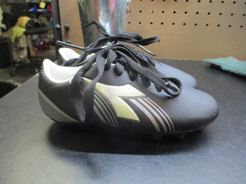 Diadora Soccer Cleats Youth Size 9.5