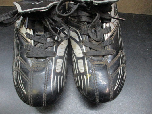 Used Striker Firm Ground Soccer Shoes - Size Youth 10