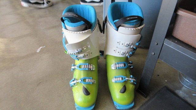 Load image into Gallery viewer, Used Scarpa Intuition Freedom SL Ski Boots - Size 8 - 8.5
