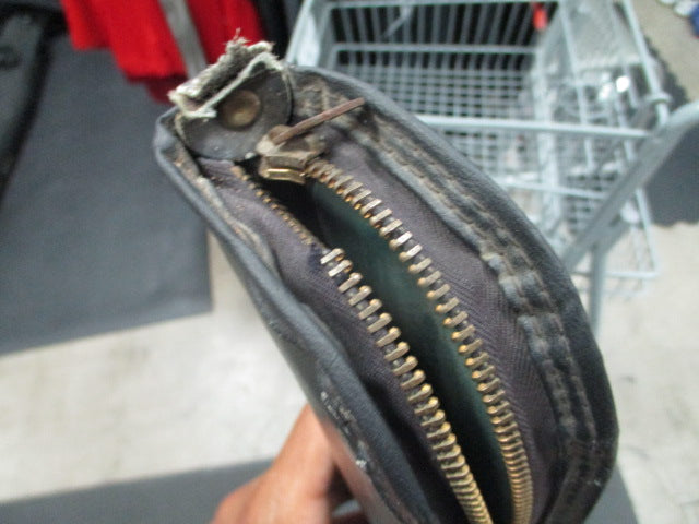 Load image into Gallery viewer, Used Shakespear Leather Rod Case (Broken Zipper)

