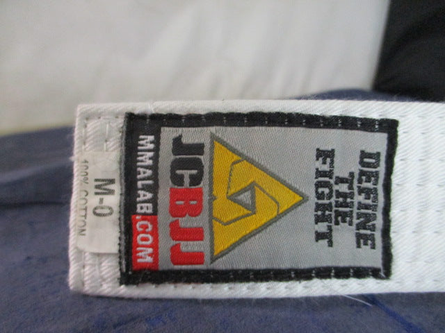 Load image into Gallery viewer, Used JB BJJ Brazilian Jiu Jitsu White Belt Size MOO
