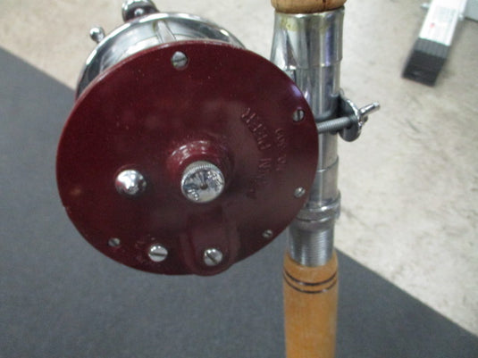 Used Custom 6'6" Deep see Rod With PENN Peer