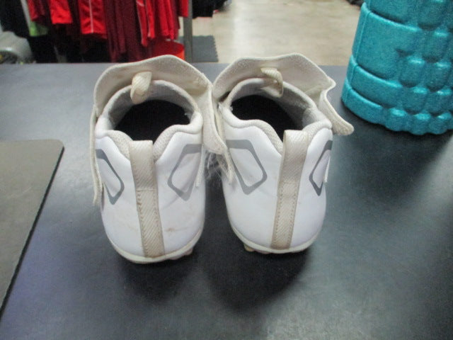 Load image into Gallery viewer, Used Adidas Freak Size 3.5 Football Cleat White
