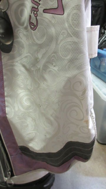 Load image into Gallery viewer, Used Callaway Solaire Golf Stand Bag w Carry Strap - stains and tear in bag
