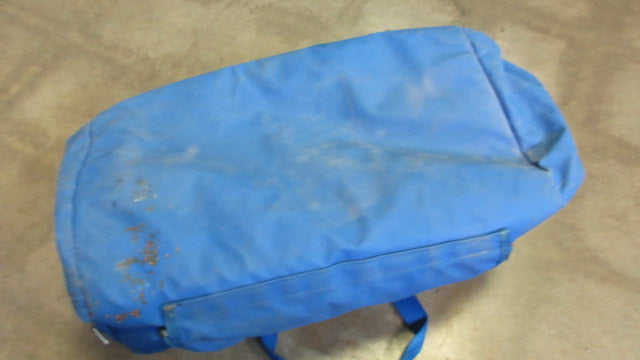 Load image into Gallery viewer, Used Easton Duffle Bag
