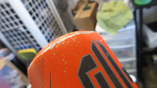 Load image into Gallery viewer, Used Easton Beast 24&quot; -10 Aluminium Teeball Bat
