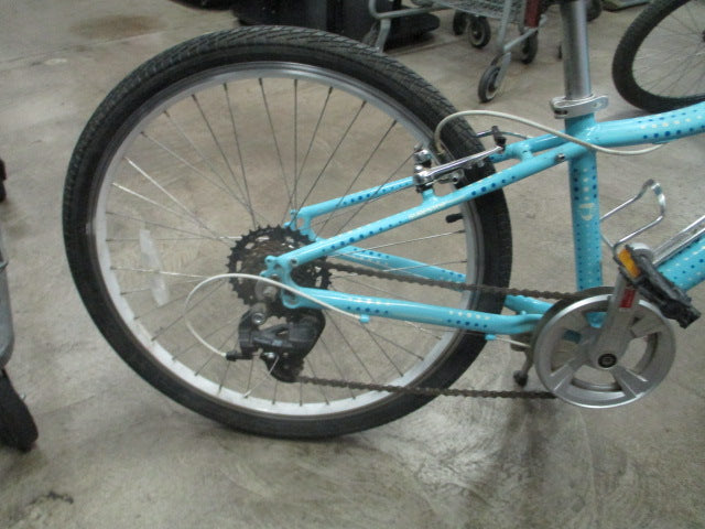 Load image into Gallery viewer, Used Guardian 24" 7 speed Bicycle
