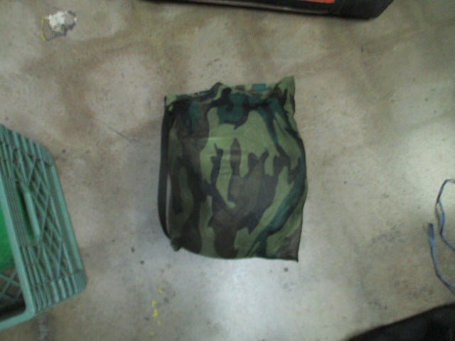 Load image into Gallery viewer, Used Ghillie Like Suit for Upper Body and Head With Snap Enclosure
