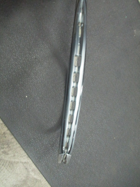 Load image into Gallery viewer, Used Prince O3 Speed Port Sliver 27.5" Tennis Racquet
