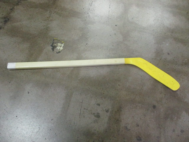 Load image into Gallery viewer, Used Cramer 33&quot; Hockey Stick
