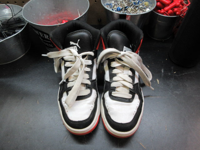 Load image into Gallery viewer, Used Puma Rebound Joy Basketball Shoes - Size Youth 4
