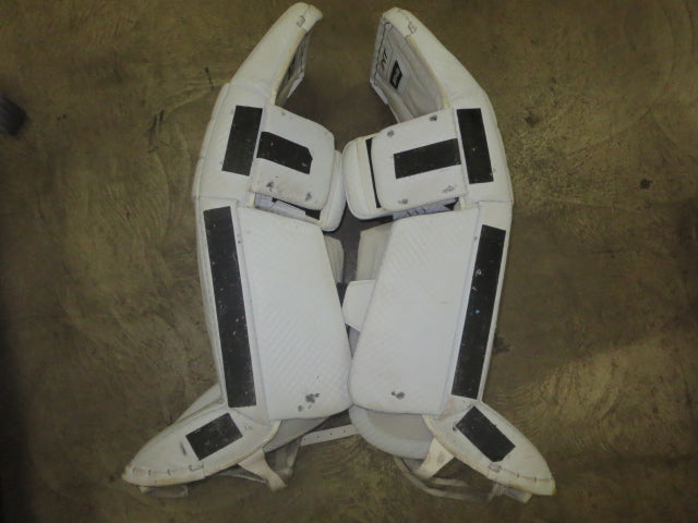 Load image into Gallery viewer, Used Vaughn Velocity Intermediate Goalie Leg Pads 31+2
