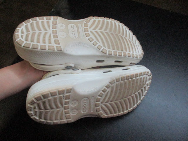 Load image into Gallery viewer, Used Crocs Classic Clog - Size Womens 11
